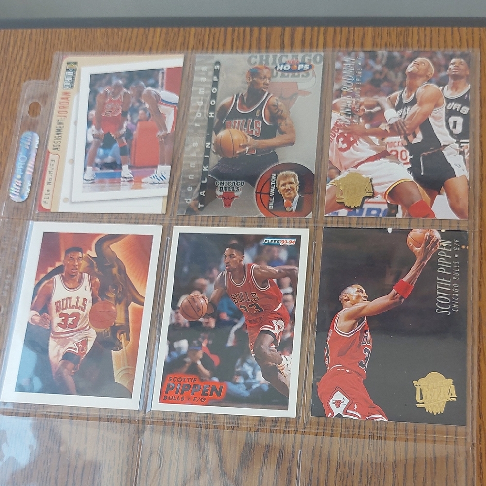 Basketball Trading Card Set